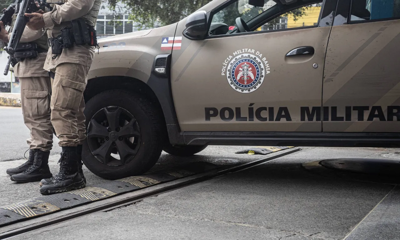 Traficantes impõem toque de recolher após morte de dois aliados na Bahia