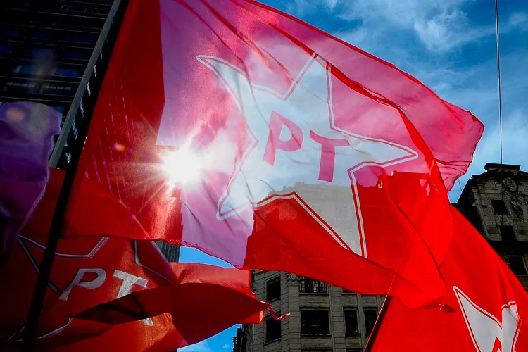 Datafolha: PT lidera preferência partidária com 24%; PL é segundo, com 12%