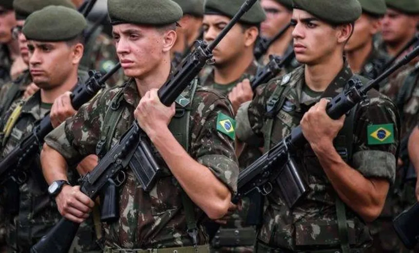 Exército abre processo seletivo na Bahia para níveis superior e médio; salário chega a R$ 8 mil
