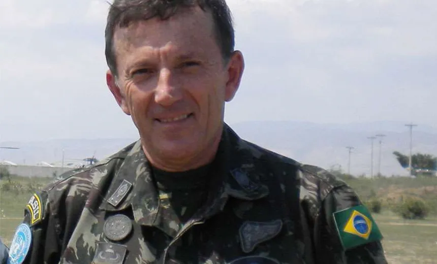 Interino, general Floriano Peixoto deve virar o 8º militar no Ministério do governo Bolsonaro