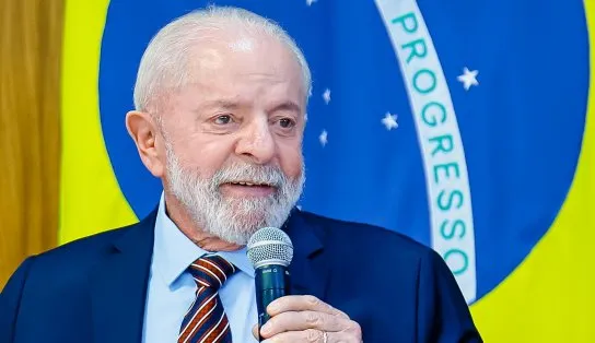 Lula apresenta boa recuperação após cirurgia de emergência, diz boletim médico