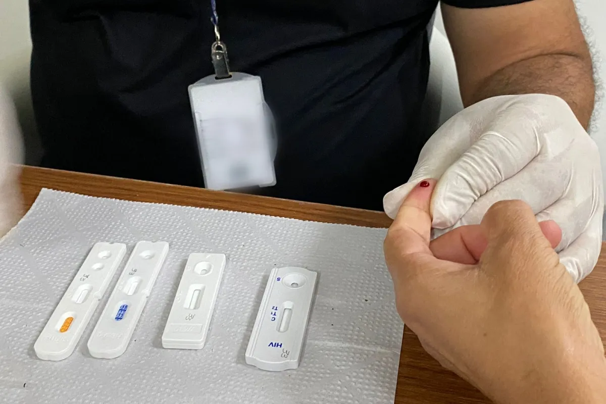 testagem sifilis e hiv