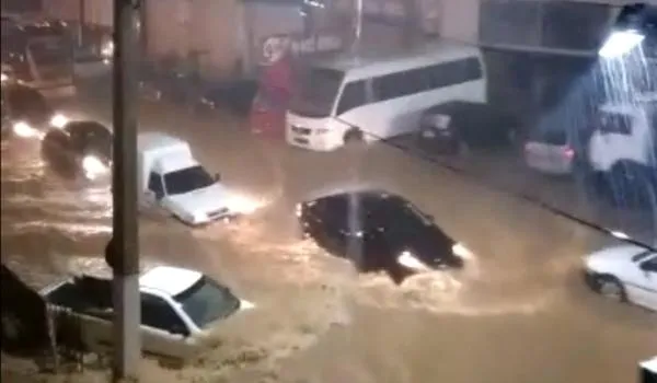 Forte chuva inunda Irecê e preocupa governador; "minha solidariedade aos moradores" 