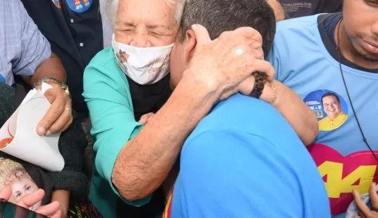 Em Euclides da Cunha, ACM Neto reúne multidão e diz que sua candidatura pertence ao povo: "os baianos querem mudança”