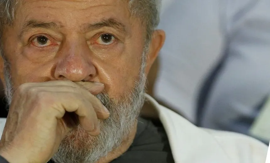 Justiça paralisa obras de casa do ex-presidente Lula em São Bernardo do Campo