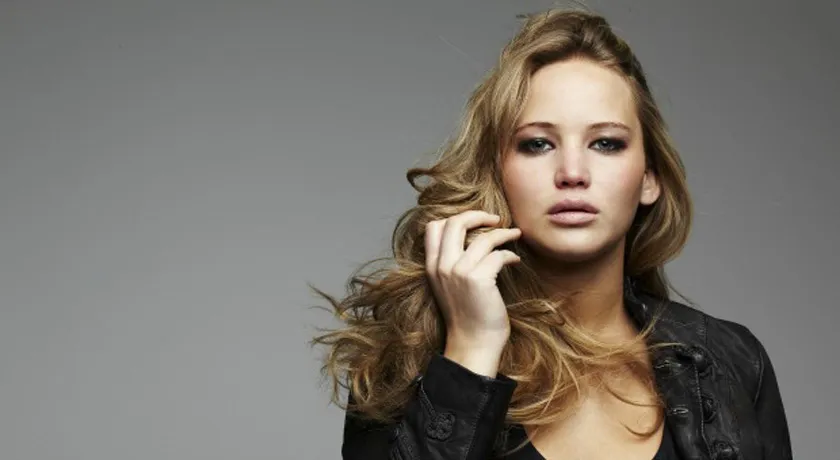 Jennifer Lawrence fala sobre cena de sexo: “assustador”
