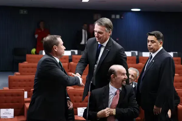 Mauro Cid e Bolsonaro. Foto Ton Molina | STF