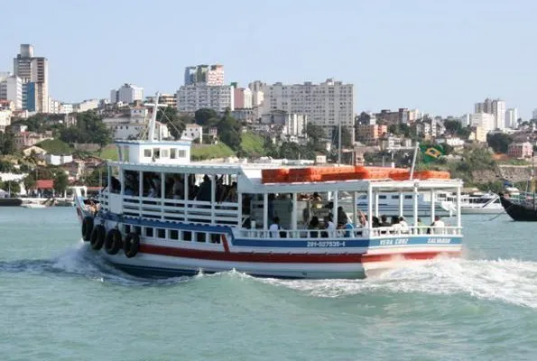 Travessia Salvador-Mar Grande  registra embarque  tranquilo nesta manhã