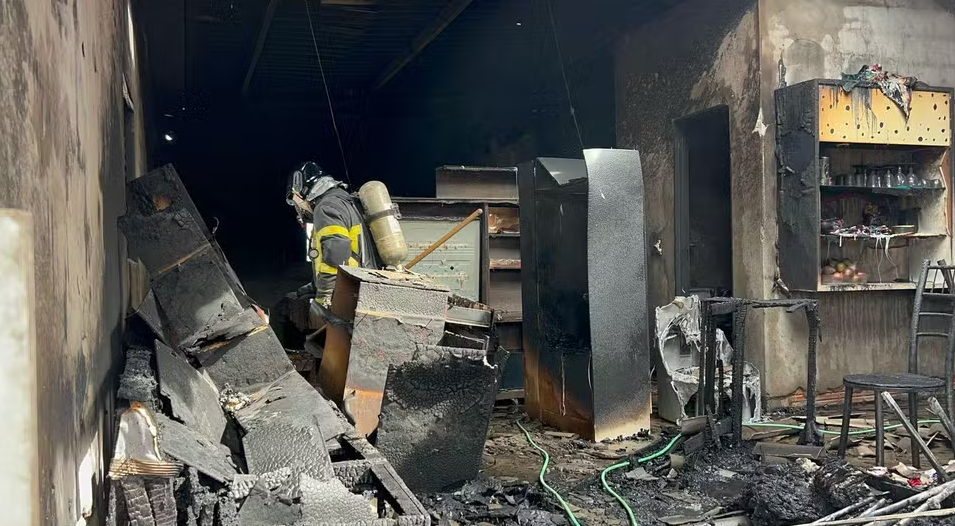 Homem fugiu após incendiar casa no Oeste da Bahia. Foto: Corpo de Bombeiros 