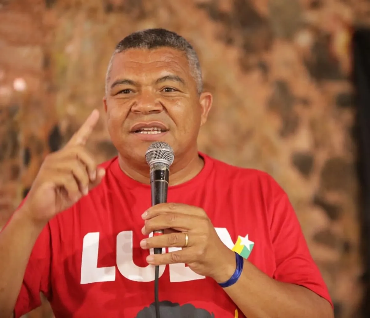Deputado do PT da Bahia e ministro de Lula têm discussão acalorada sobre assentamento, diz coluna