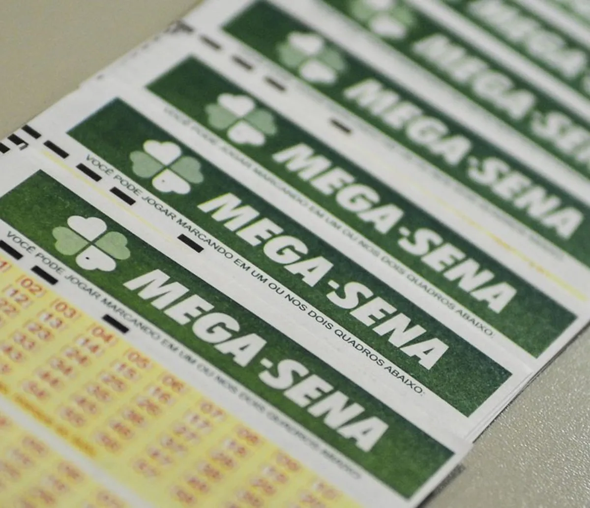 Acumulada, Mega-Sena pode pagar prêmio de R$ 37 milhões nesta terça-feira (7)