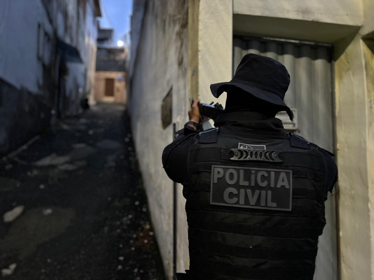 Opera&ccedil;&atilde;o Contra Organiza&ccedil;&otilde;es Criminosas No Nordeste De Amaralina. Foto:  Filipe Concei&ccedil;&atilde;o / Ascom PCBA