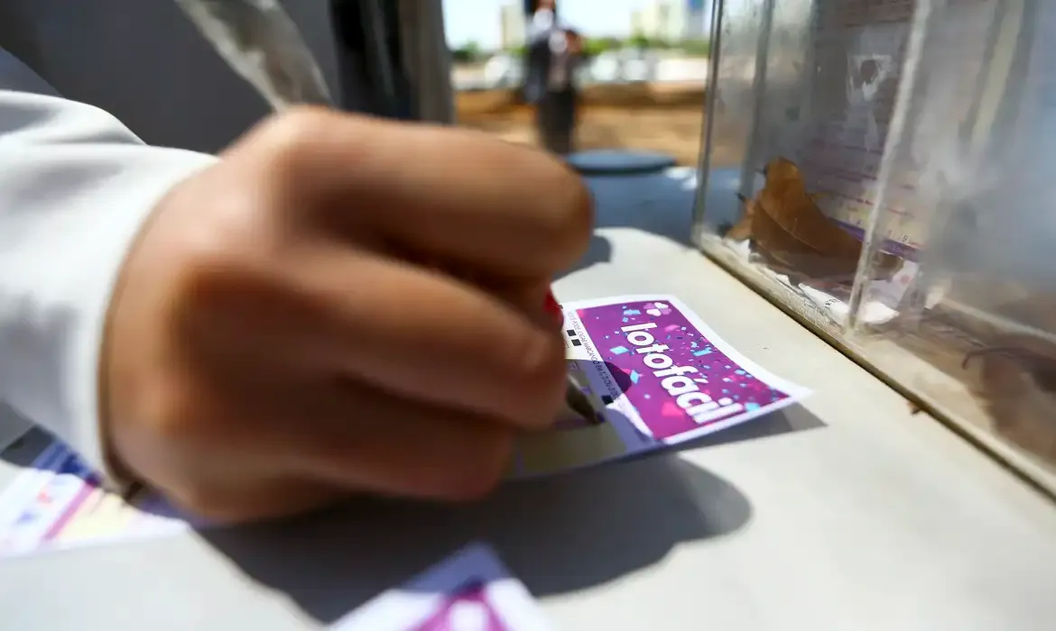 Lotof&aacute;cil  Cr&eacute;dito Da Foto Marcelo Camargo Ag&ecirc;ncia Brasil