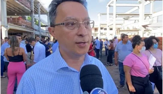 Secretário da Educação fala em "espírito de irreverência dos jovens" para justificar ataques em escolas baianas  