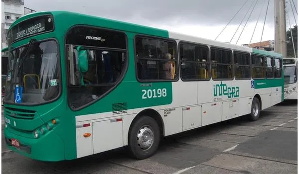 Neto diz que é "impossível" circulação de 100% dos ônibus em Salvador; "não venho fazer 'cheiro mole'"