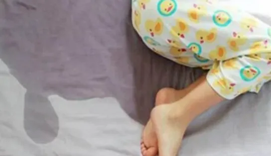 Seu filho faz xixi na cama? Então ele tem direito a um tratamento gratuito