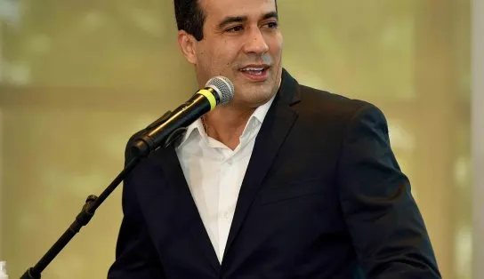 Bruno Reis sugere que Carnaval pode acontecer em outra data; "se chegar em fevereiro e não puder, adia" 