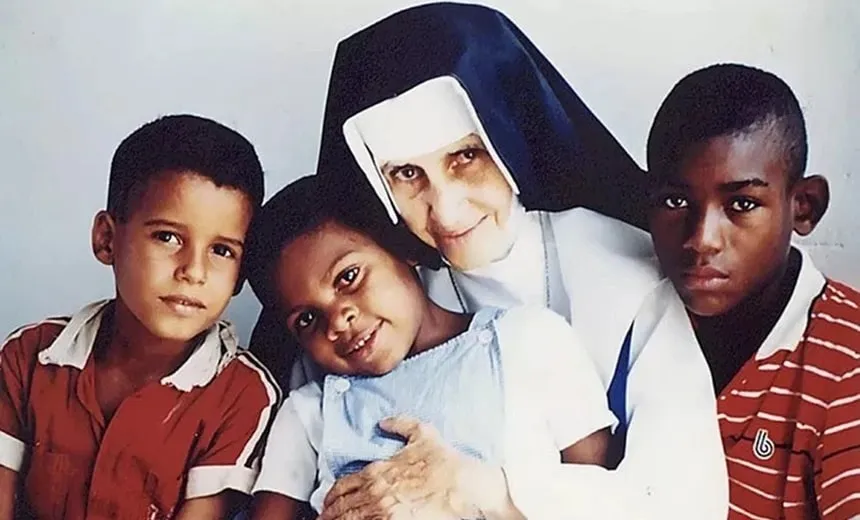 Canonização de Irmã Dulce terá programa de 2h30 sem intervalos na TV Aratu