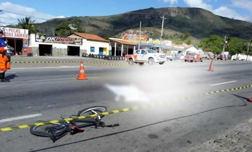 Fatalidade: jovem morre após 'pongar' em carreta, cair e ser atropelado na BR-116