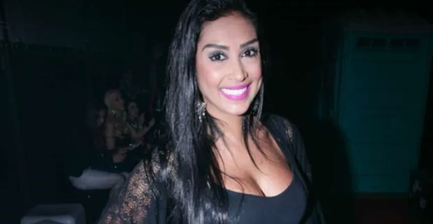 ?Estou rica e gostosa?, diz ex-BBB15 Amanda ao superar Fernando