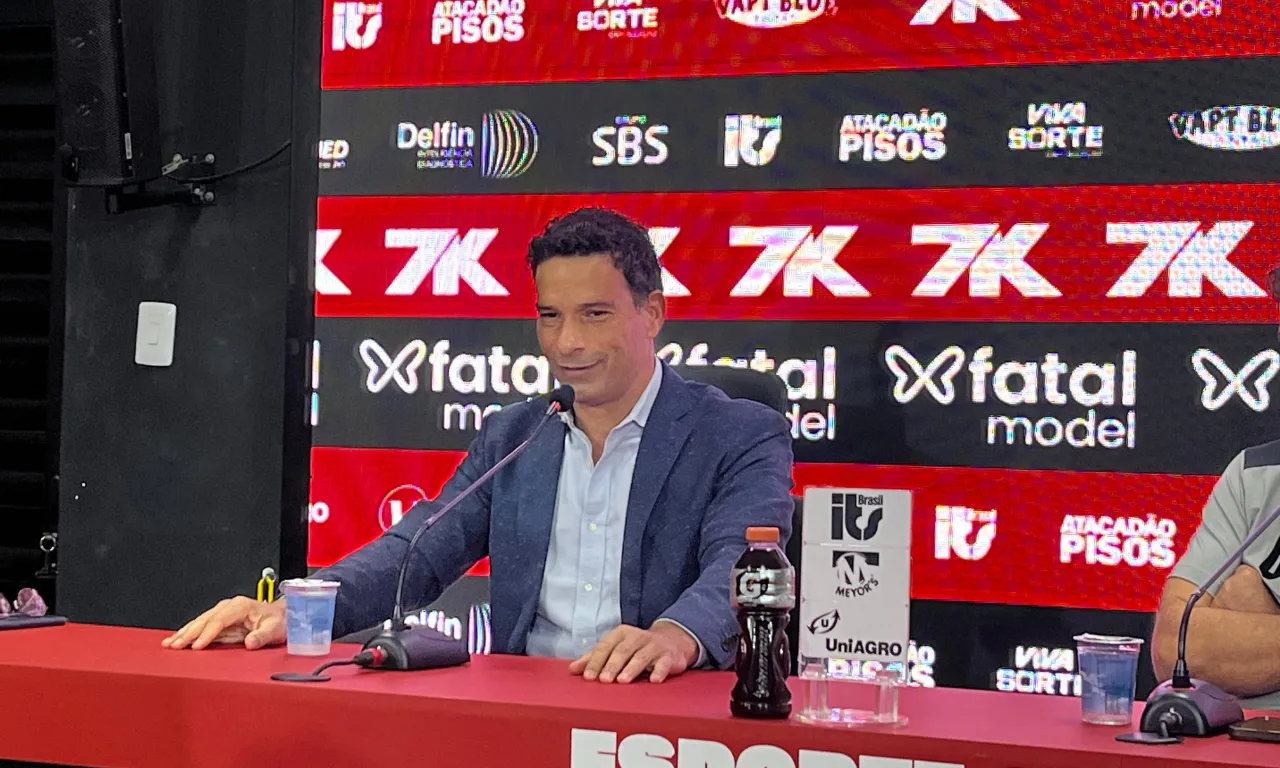 Novo diretor do Vitória, Gustavo Vieira indica mudanças no elenco