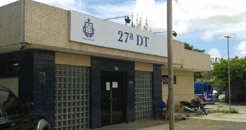 Porteiro é baleado enquanto trabalhava em condomínio, em Lauro de Freitas