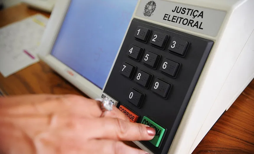 ELEIÇÕES: Em audiência pública, cidadãos defendem implementação do voto impresso