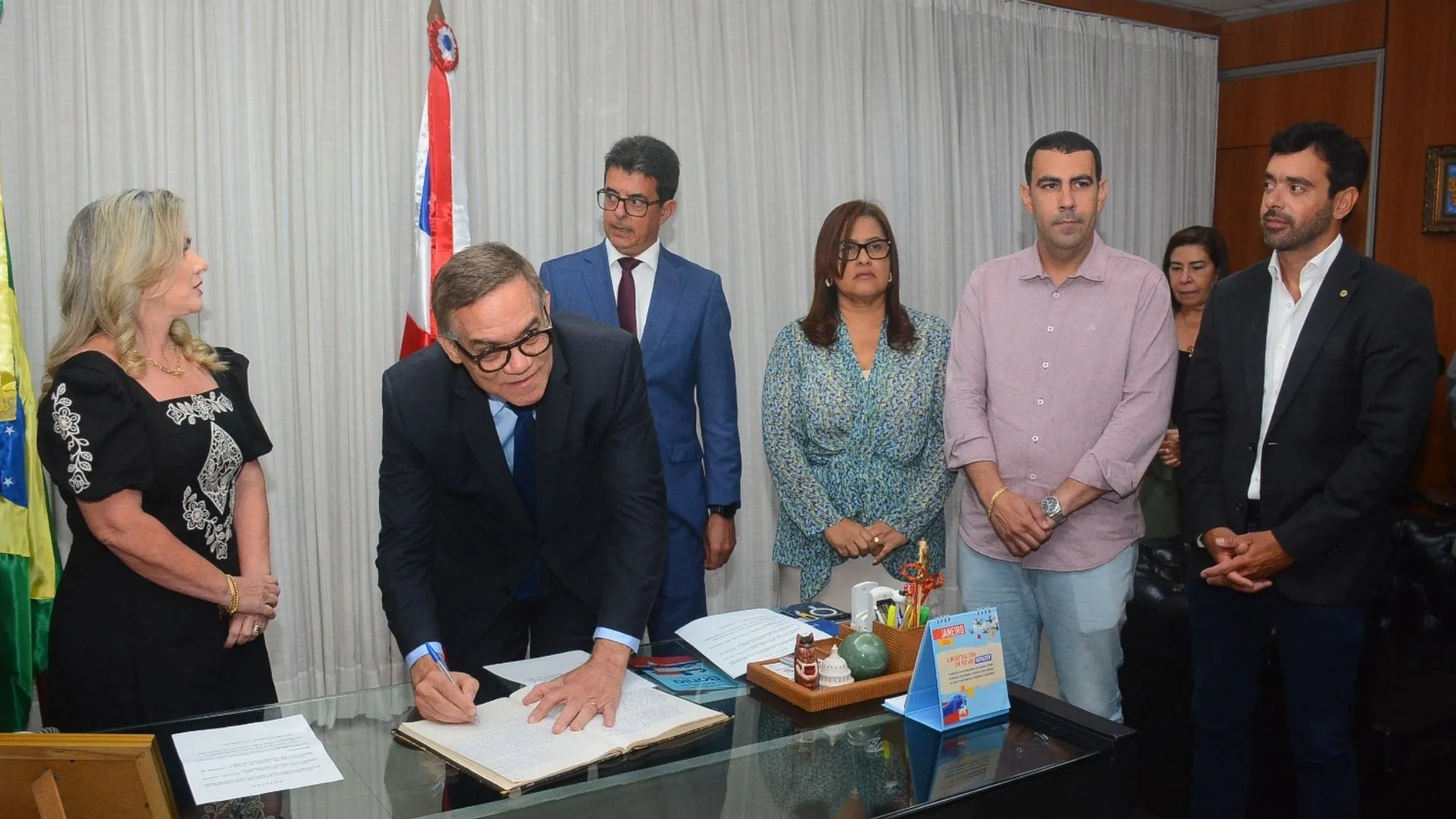 Suplente de Alan Sanches, Luciano Ribeiro toma posse na ALBA