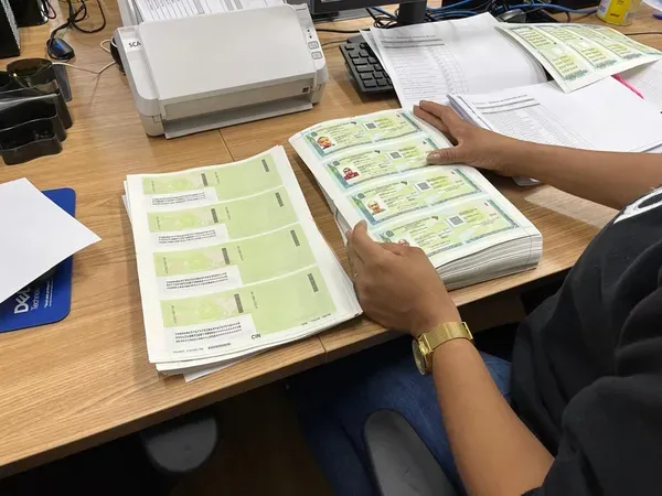 SAC emite de graça nova carteira de identidade em shopping de Salvador