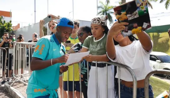 Depois de empatar com a Venezuela, Seleção Brasileira chega a Salvador
