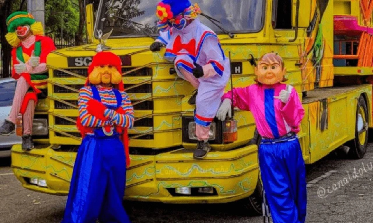 Adolescente de 14 anos morre ap&oacute;s ser atropelado por 'trenzinho da alegria'.Foto: Reprodu&ccedil;&atilde;o