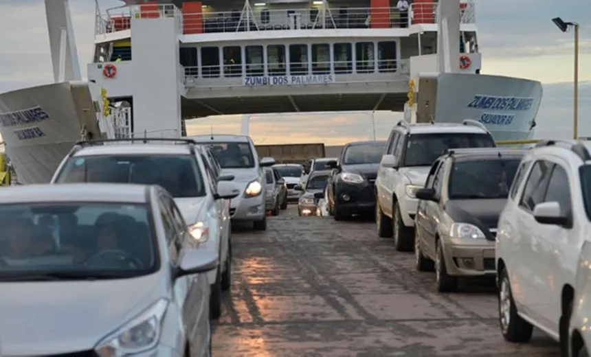 Confira como está o movimento no ferry-boat na tarde desta quinta, Corpus Christi