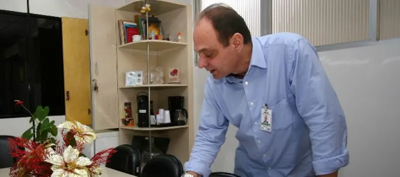 Em gravação vazada, diretor do HGE grita com equipe e dispara: “aqui não é o Roberto Santos”