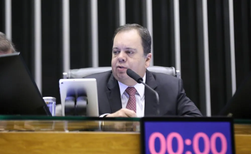 Aliados de Elmar Nascimento são alvos de nova fase da Overclean; veja