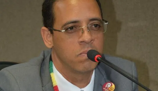 Deputado quer que estudantes sejam testados todos os dias nas escolas da Bahia