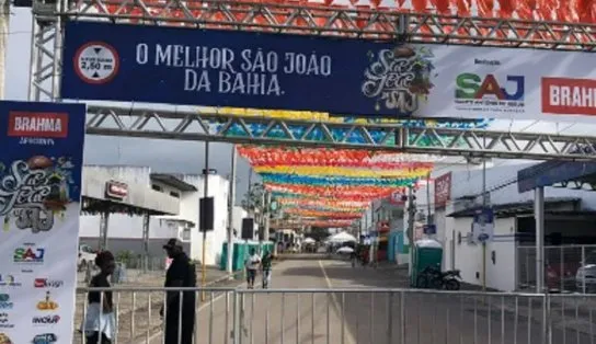 Segurança da banda "O Kanalha" é preso após se passar por policial em camarim na Bahia; ele tinha uma pistola  