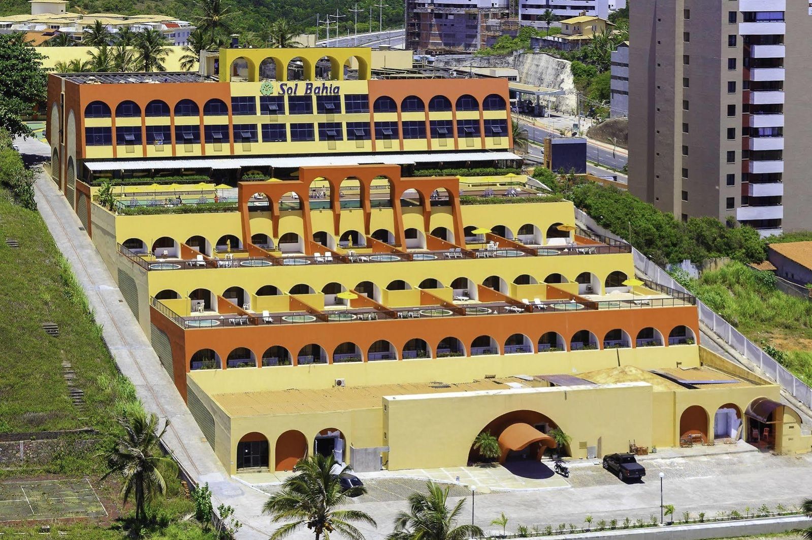 Justiça Dá Prazo De 72 Horas Para Que Hotel Em Salvador Seja Desocupado
