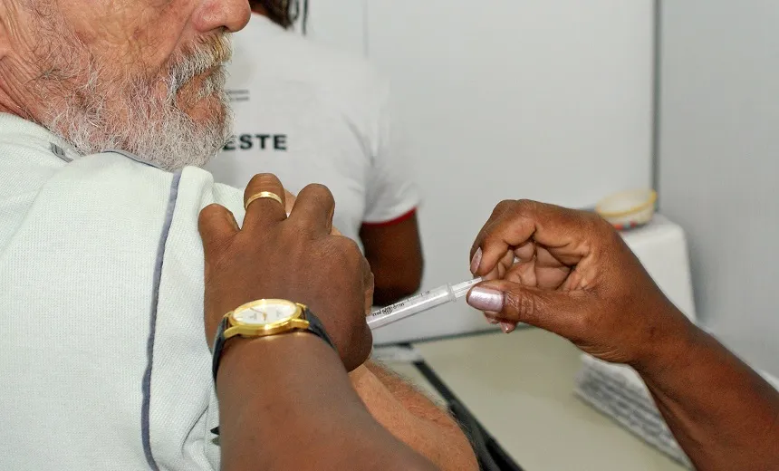 Campanha Nacional de Vacinação contra a Influenza é prorrogada até 15 de junho