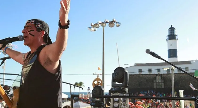 BARRA-ONDINA: Durval Lellys, Wesley Safadão, Bell Marques… Atrações não faltam no último dia de folia no circuito Dodô