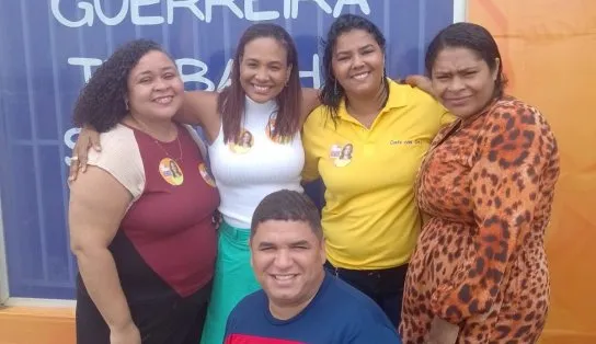 Cris Correia inaugura comitê central da campanha