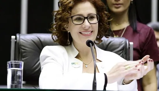TSE nega pedido da defesa para reativação das redes sociais de Zambelli 
