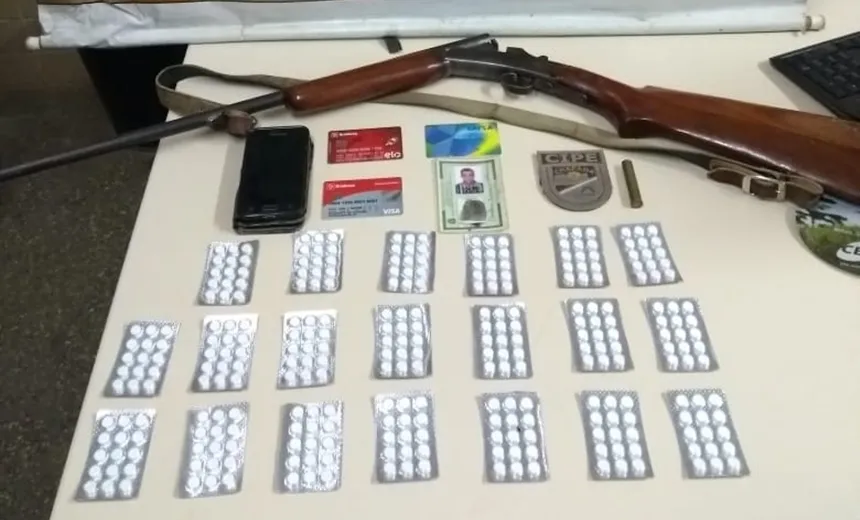 Borracheiro paulista é preso no interior da Bahia com 300 comprimidos de arrebite