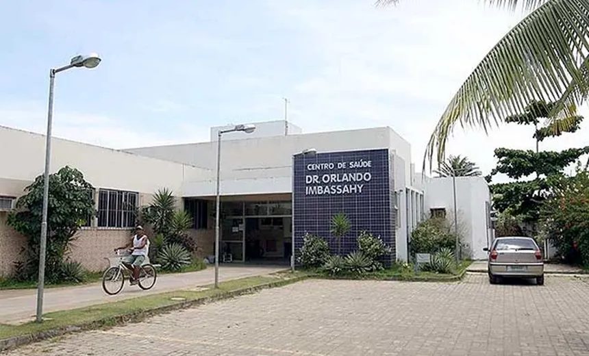 Pacientes são assaltados na fila para atendimento em posto de saúde; suspeitos fugiram