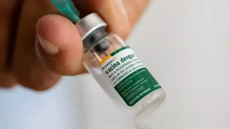 Anvisa cria grupo para avaliar segurança da vacina contra dengue