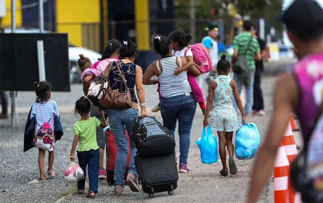 Maes Levam Filhos Para Escola Agencia Brasil