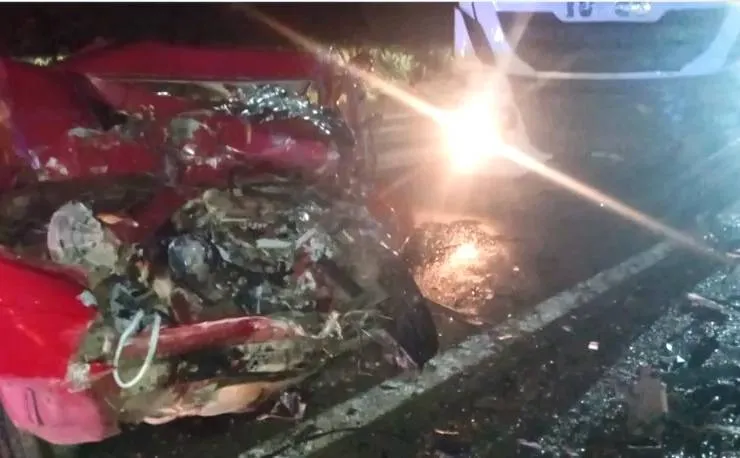 5 mulheres morrem após acidente de carro na BR 242; elas voltavam de procedimento oftalmológico
