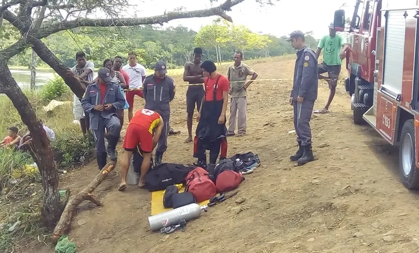 Bombeiros resgatam corpo de jovem que se afogou em Conceição do Jacuípe