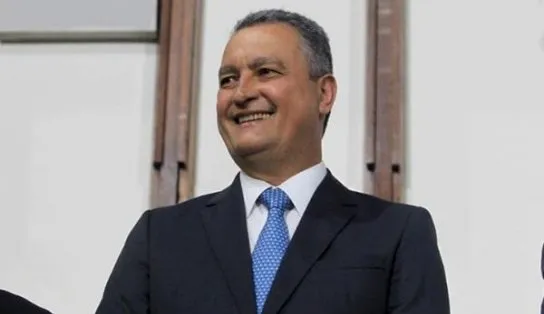 Rui anuncia prorrogação de pagamento de imposto e linha de crédito para empresários afetados pela pandemia