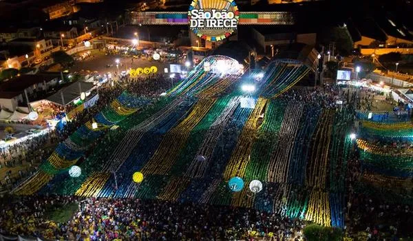 Prefeitura de Irecê fecha contrato milionário com empresa de iluminação para o São João