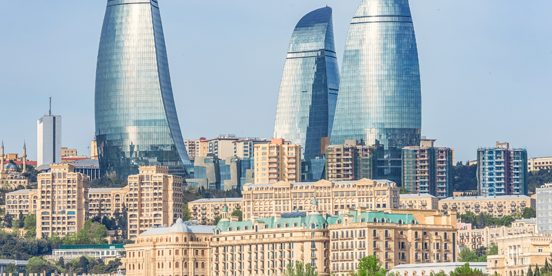 Os azeris (ou azerbaijanos) são  um povo turcomano, principalmente muçulmano xiita, que constitui a população majoritária na República do Azerbaijão/Foto: Representação 